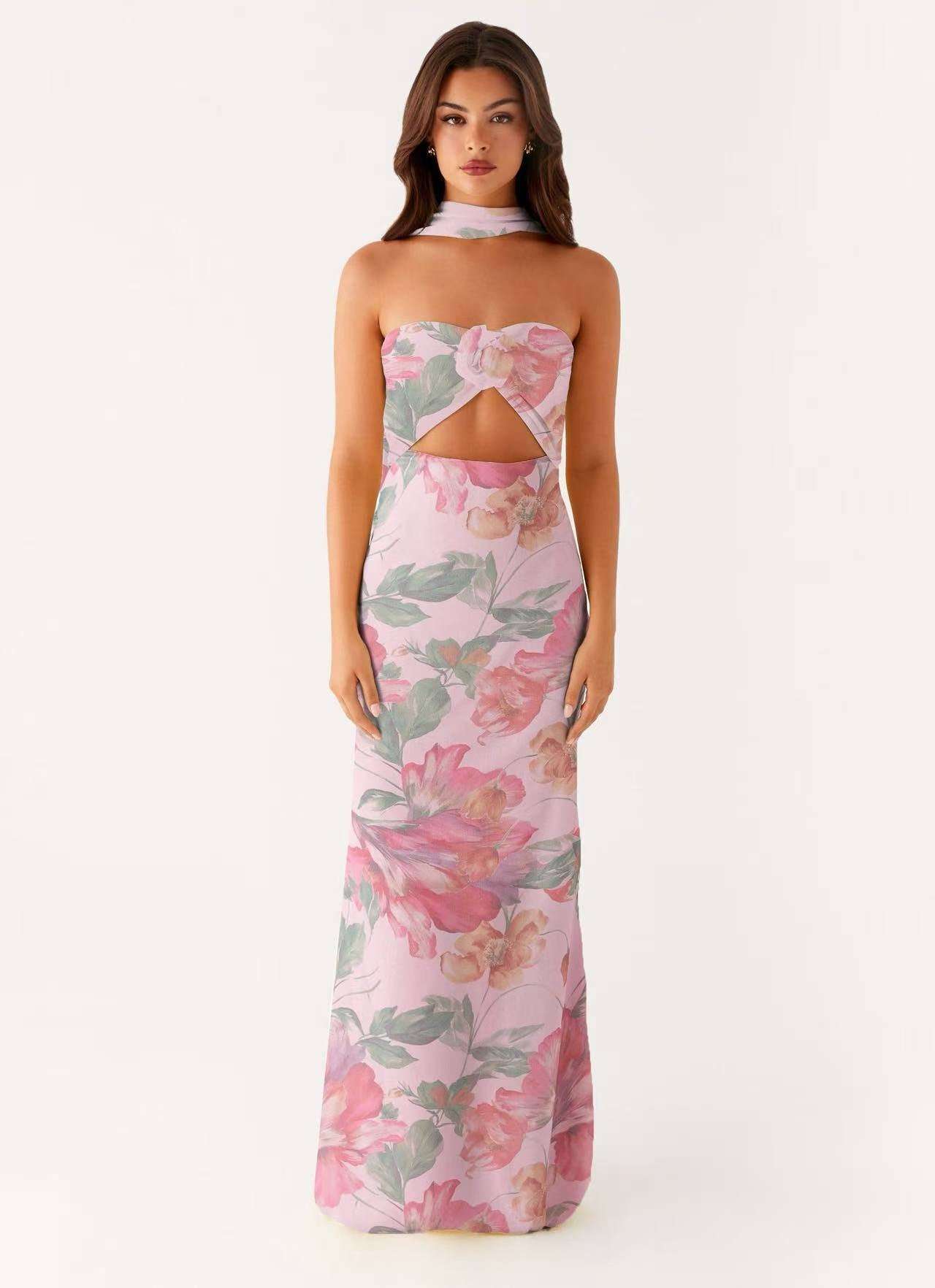 Blumiges Kleid mit Schnürung