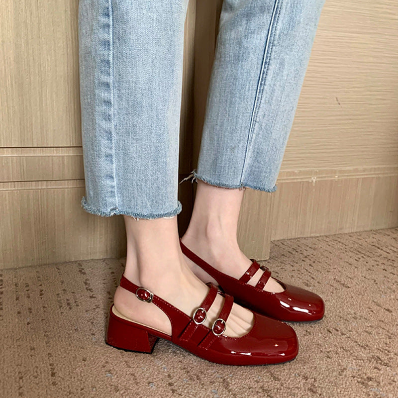 Retro Sandalen mit eckiger Zehenpartie – Bild 4 | LuxeStyle