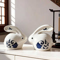 Chinesische Keramik-Hasen in Blau-Weiss | LuxeStyle