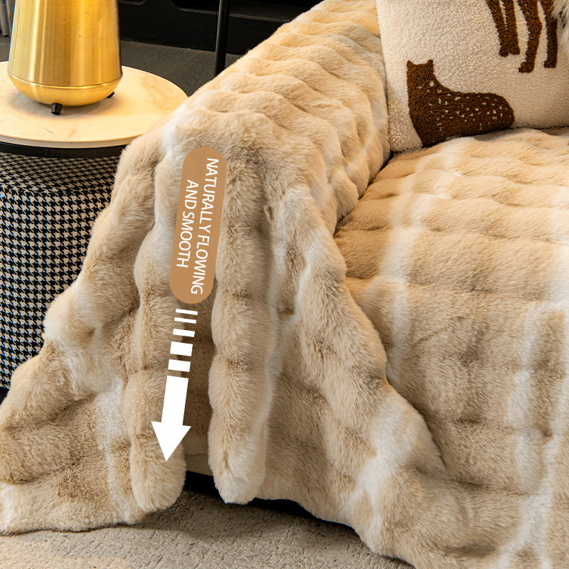 Sofabezug aus Kaninchenfellimitat | LuxeStyle