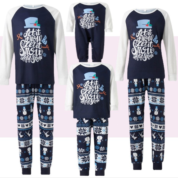 Weihnachts-Partnerlook für die ganze Familie