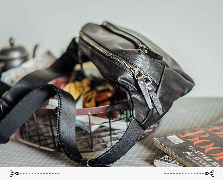 Schwarze Lederbrusttasche – Bild 3 | LuxeStyle