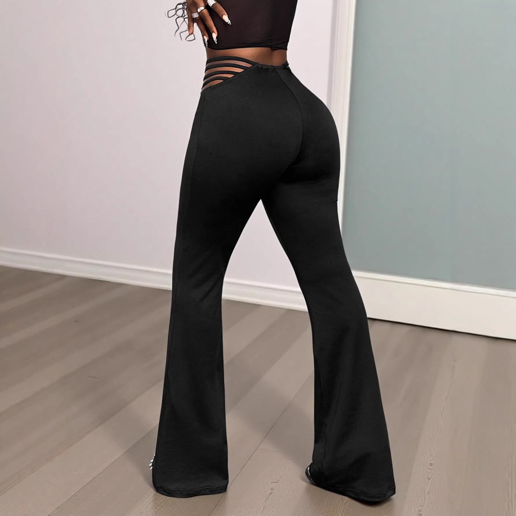 High-Waist Flared Pants mit Bauchkontrolle