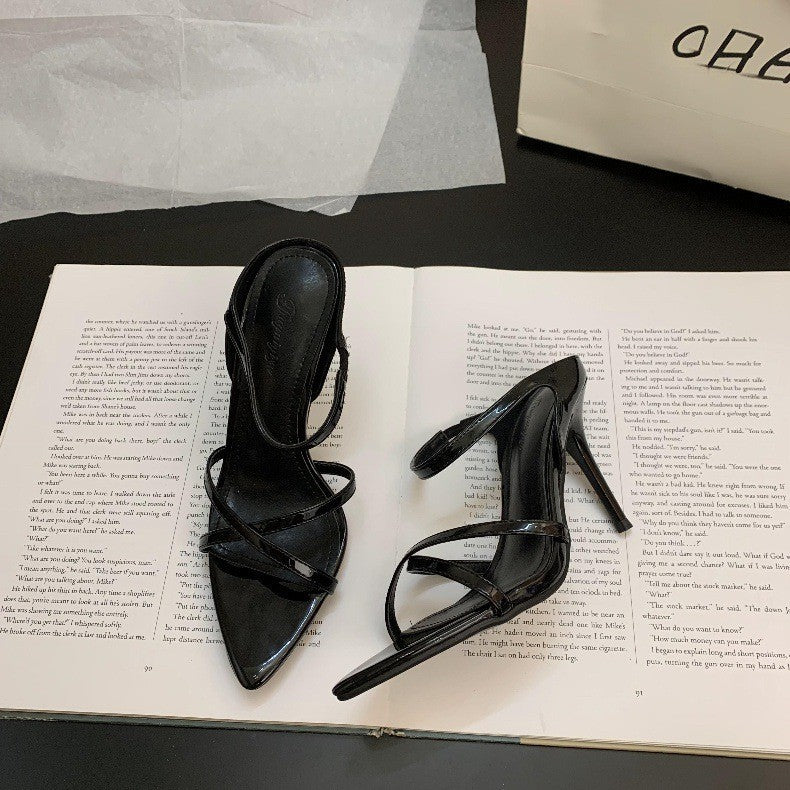 Weinrote Stiletto-Sandalen mit Fischmaul-Zehenpartie – Bild 5 | LuxeStyle