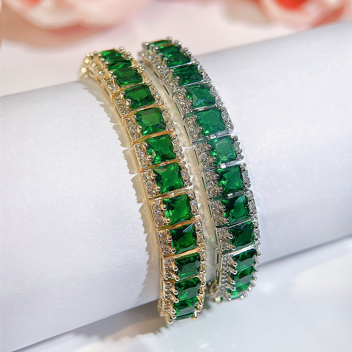 Olivengrüner Diamant-Armband