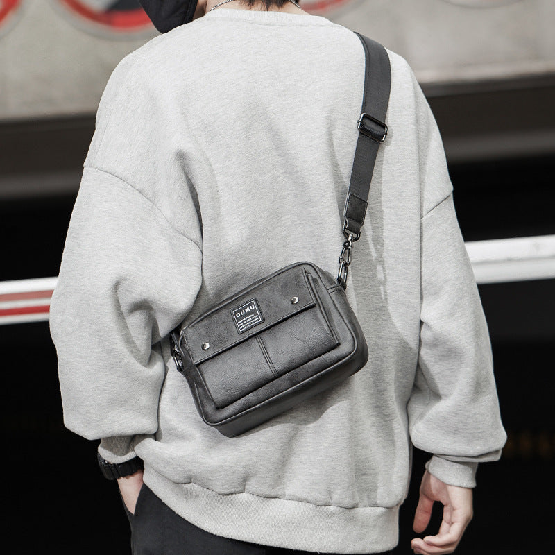 Herren Umhängetasche in Grau – Bild 6 | LuxeStyle