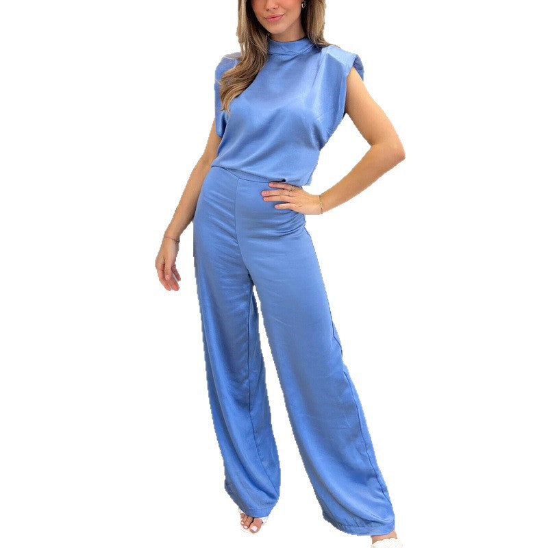 Rückenfreier Jumpsuit mit geradem Bein