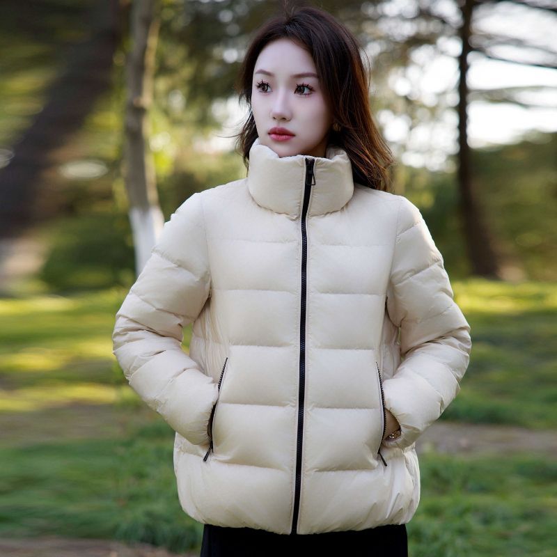 Kurze Daunenjacke für Damen