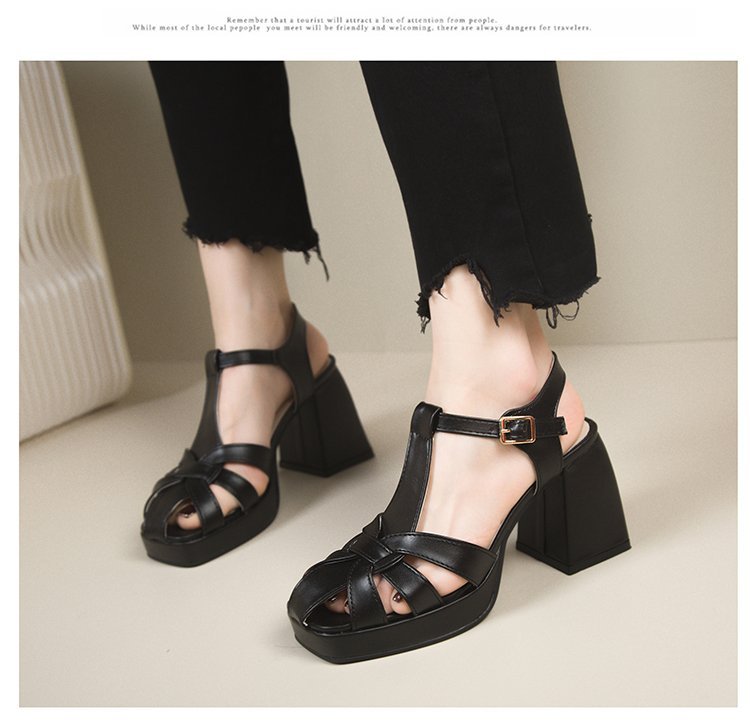 High Heels im römischen Stil | LuxeStyle