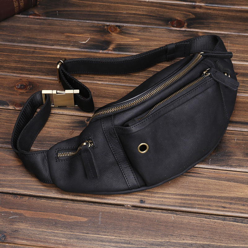 Sportliche Crossbody-Brusttasche aus Leder