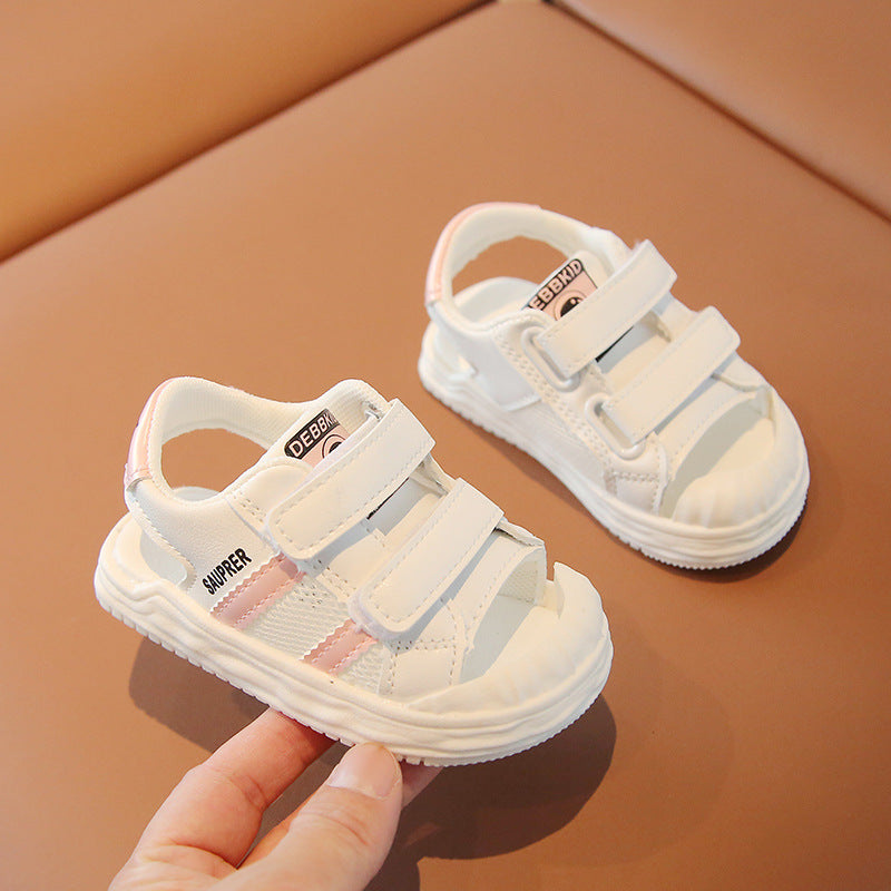 Sommer-Sandalen mit weichen Sohlen