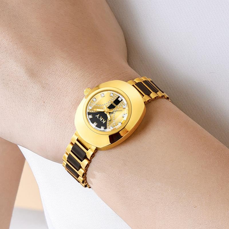Gold-Case-Uhr mit Goldteller – Mediterraner Stil | LuxeStyle
