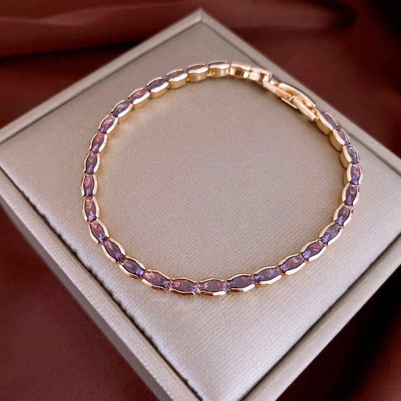 18K Goldplattiertes Ovaler Zirkonia-Band Retro