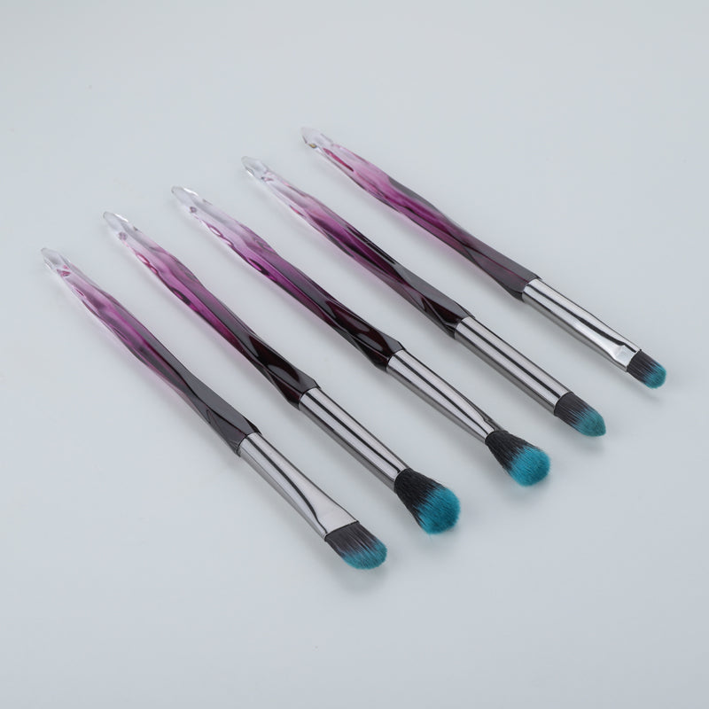 Lidschatten-Pinselset für Einsteiger – Bild 5 | LuxeStyle