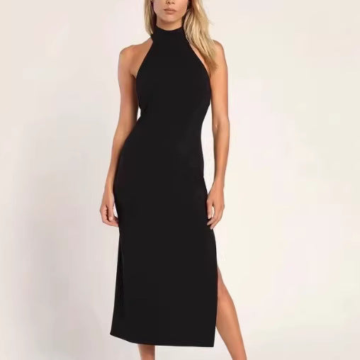 Rückenfreies Neckholder-Kleid mit Schlitz