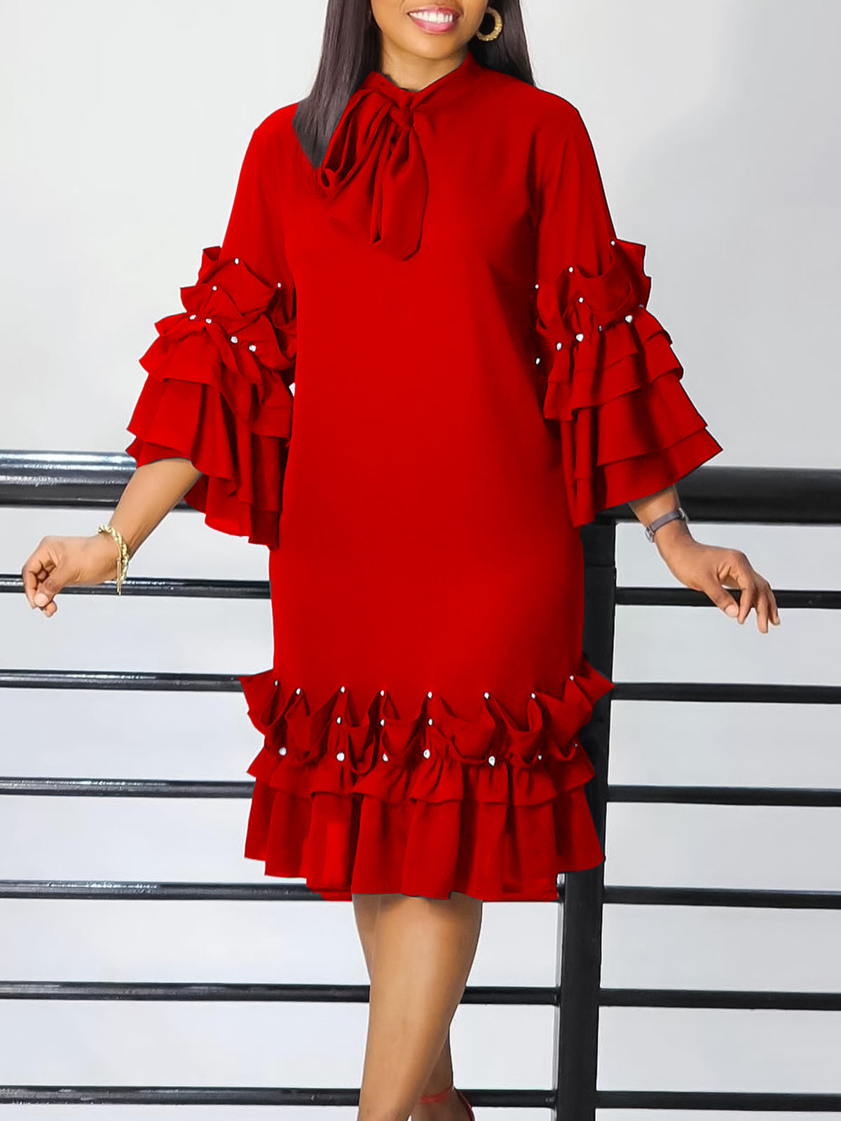Elegantes Damenkleid mit Glockenärmeln – Bild 8 | LuxeStyle