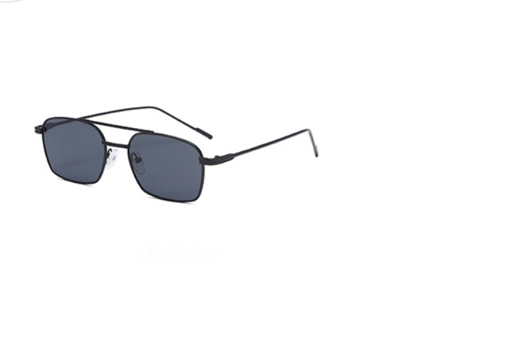 Quadratische Doppelsteg-Sonnenbrille aus Metall