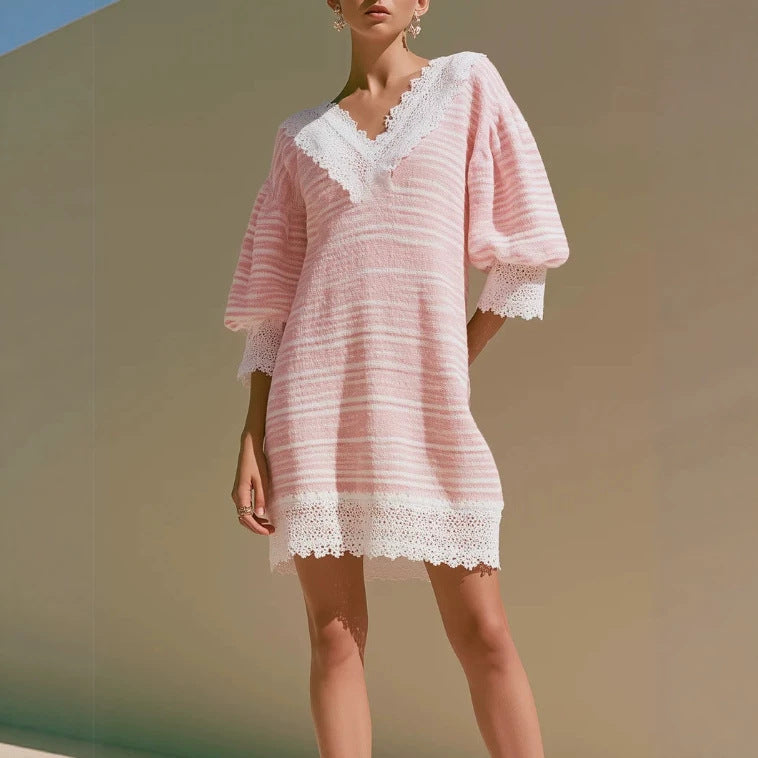 Kleid mit V-Ausschnitt und Puffärmeln | LuxeStyle