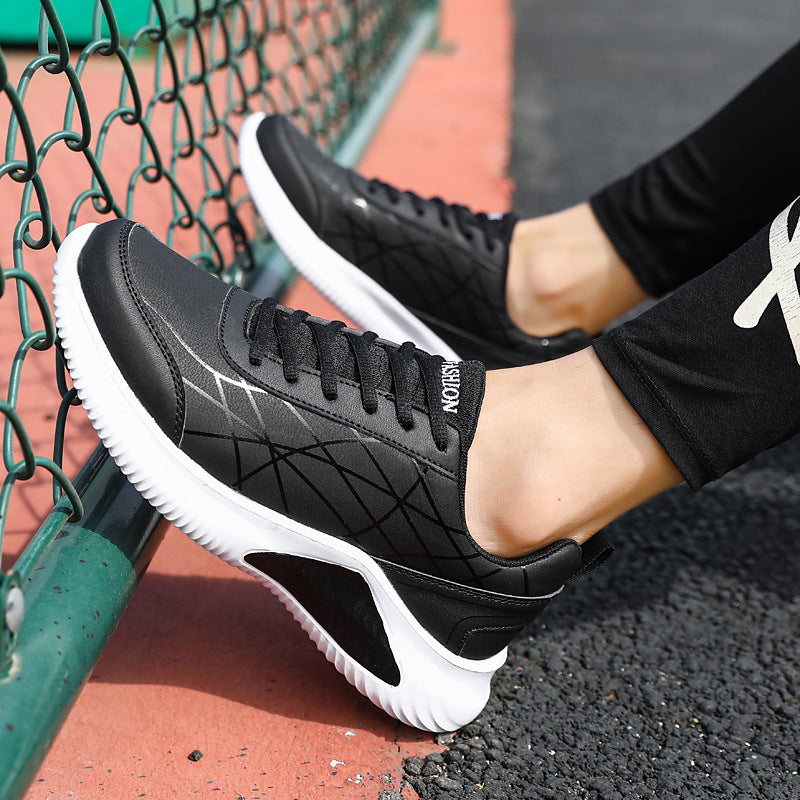 Lässige Sportschuhe aus Lederimitat – Bild 2 | LuxeStyle