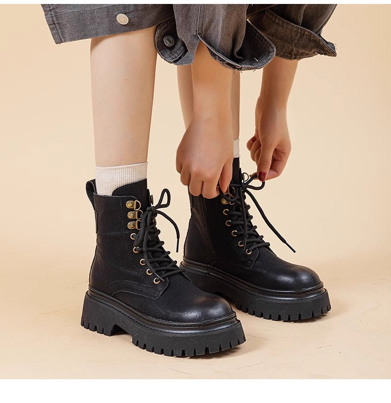Retro-Höhenverstärkende Mid-Calf Martin-Boots