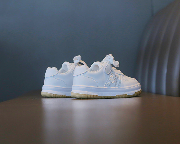 Leichte, rutschfeste Sneaker für Kinder