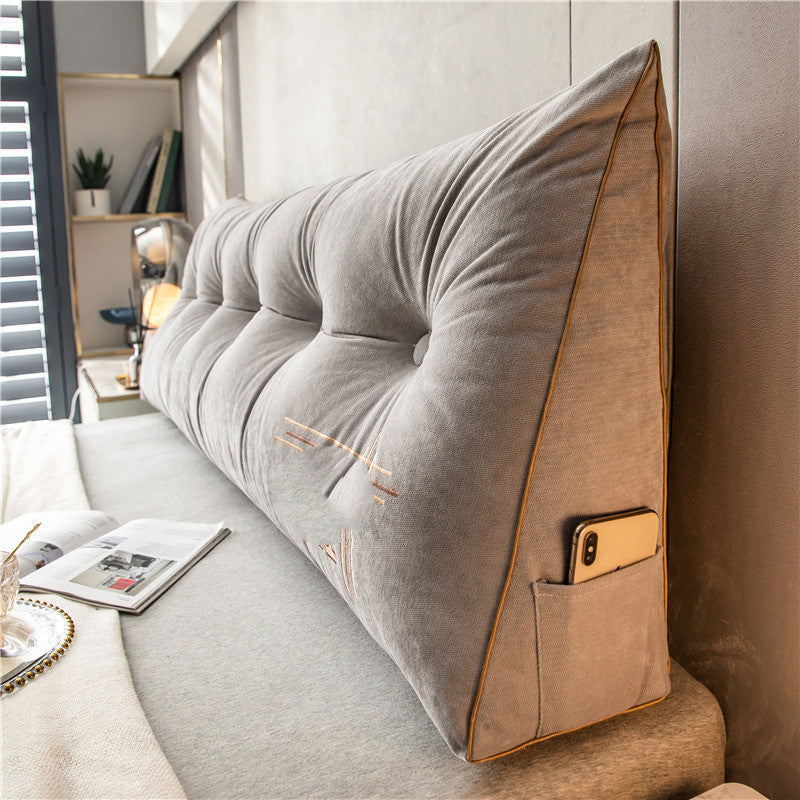 Pillow Soft Dreieckiges Rückenkissen für Sofas – Bild 4 | LuxeStyle
