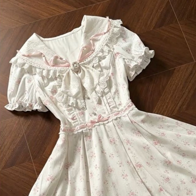 Milch-Pfirsichblüten-Kleid – Bild 2 | LuxeStyle