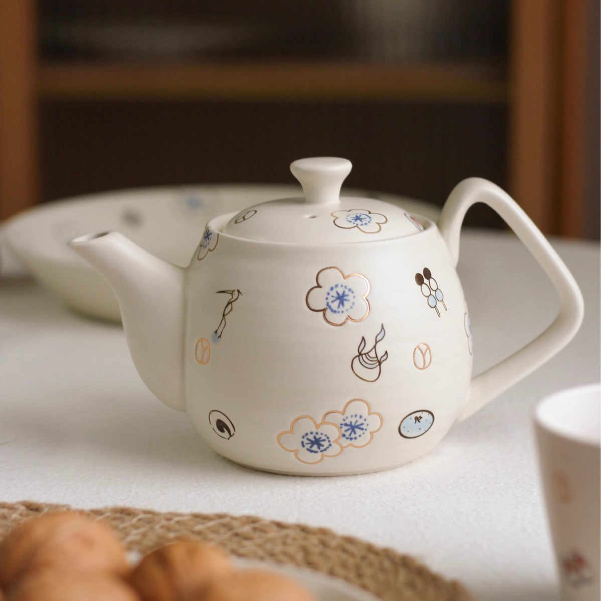 Japanisches Keramik-Geschirr- und Teeset – Bild 11 | LuxeStyle