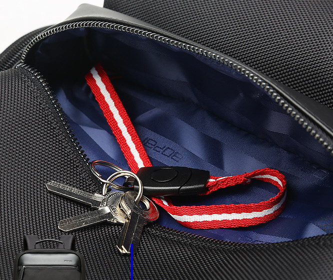 USB Lade Rucksack für Laptops | LuxeStyle