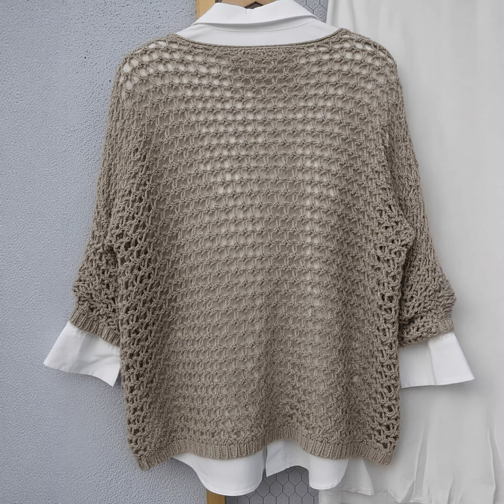 Relaxter Pullover mit Ausschnitt