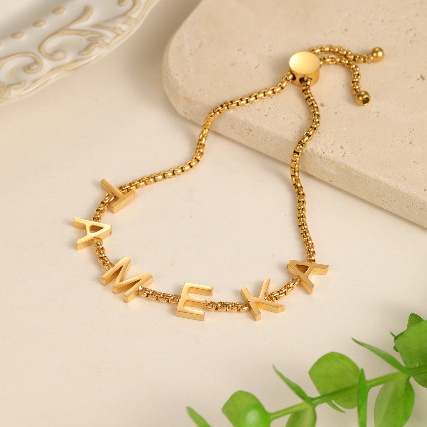Namenskombination Schmuck