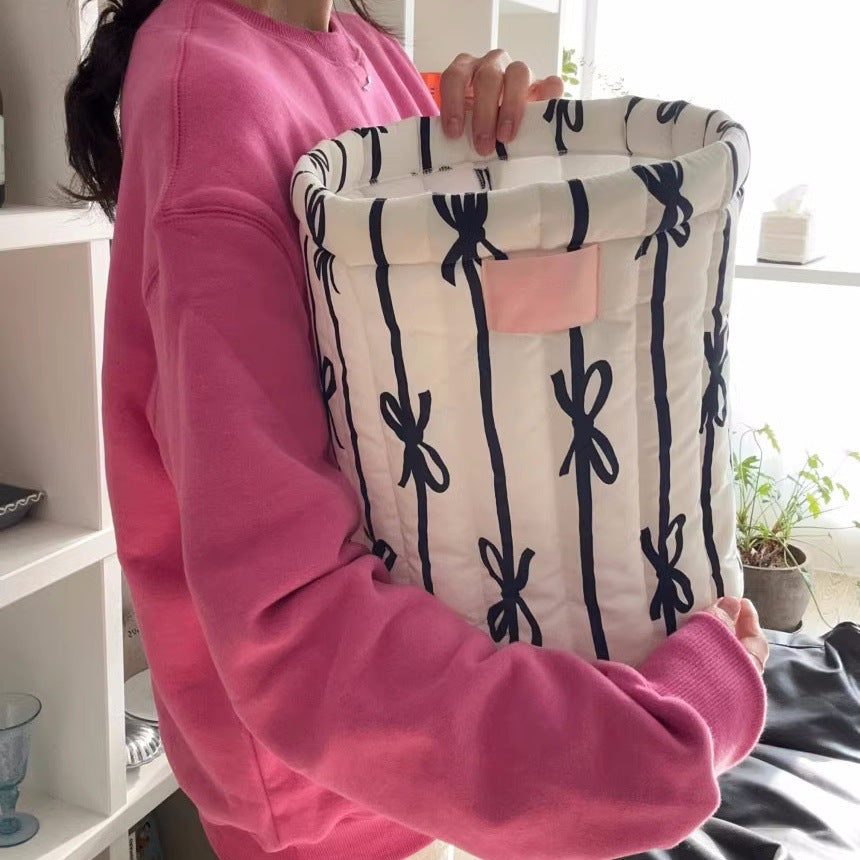 Runder Aufbewahrungskorb aus Stoff mit Schleife – Bild 3 | LuxeStyle