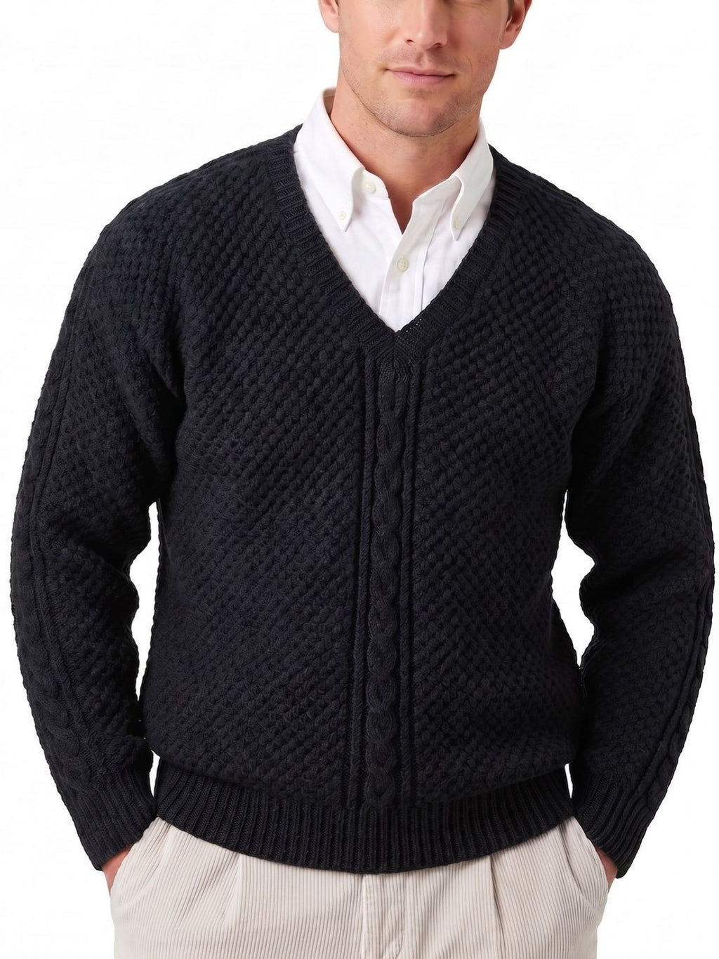 Herren V-Ausschnitt Pullover mit Zopfmuster – Bild 4 | LuxeStyle