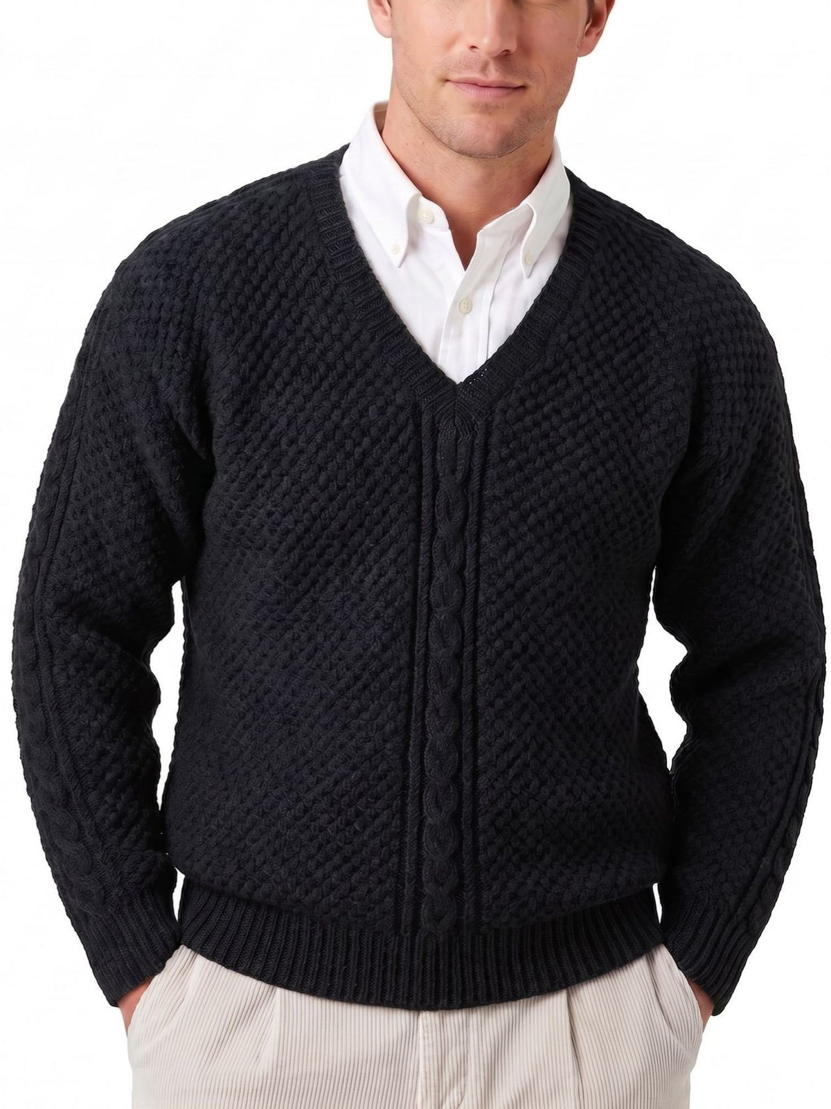 Herren V-Ausschnitt Pullover mit Zopfmuster – Bild 4 | LuxeStyle