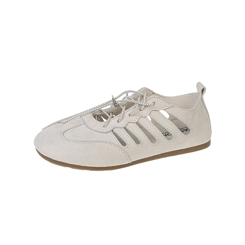 Französische Mary Janes mit Lochmuster