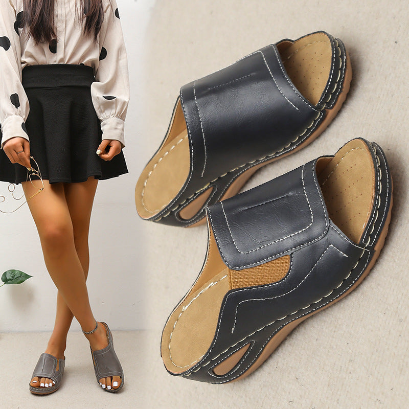 Sandalen mit Keilabsatz und Elastikband – Bild 3 | LuxeStyle