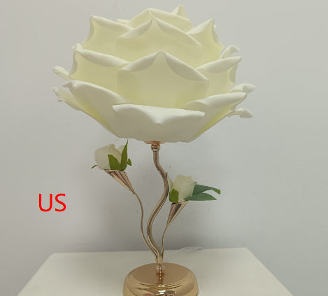 Rosenförmige Tischlampe in Weiss und Rosa | LuxeStyle