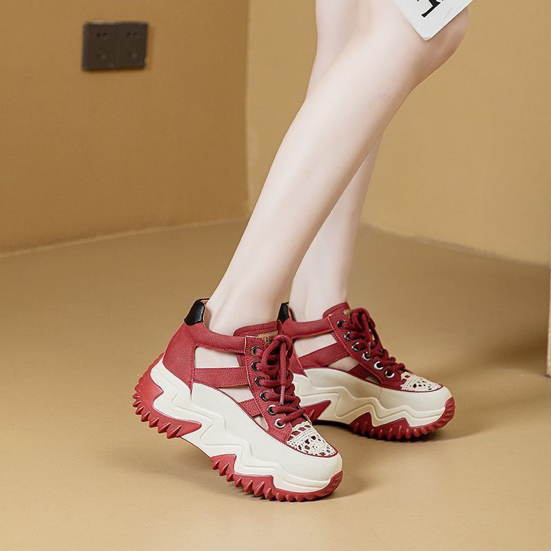 Schnürschuhe mit Plateauabsatz – Bild 1 | LuxeStyle