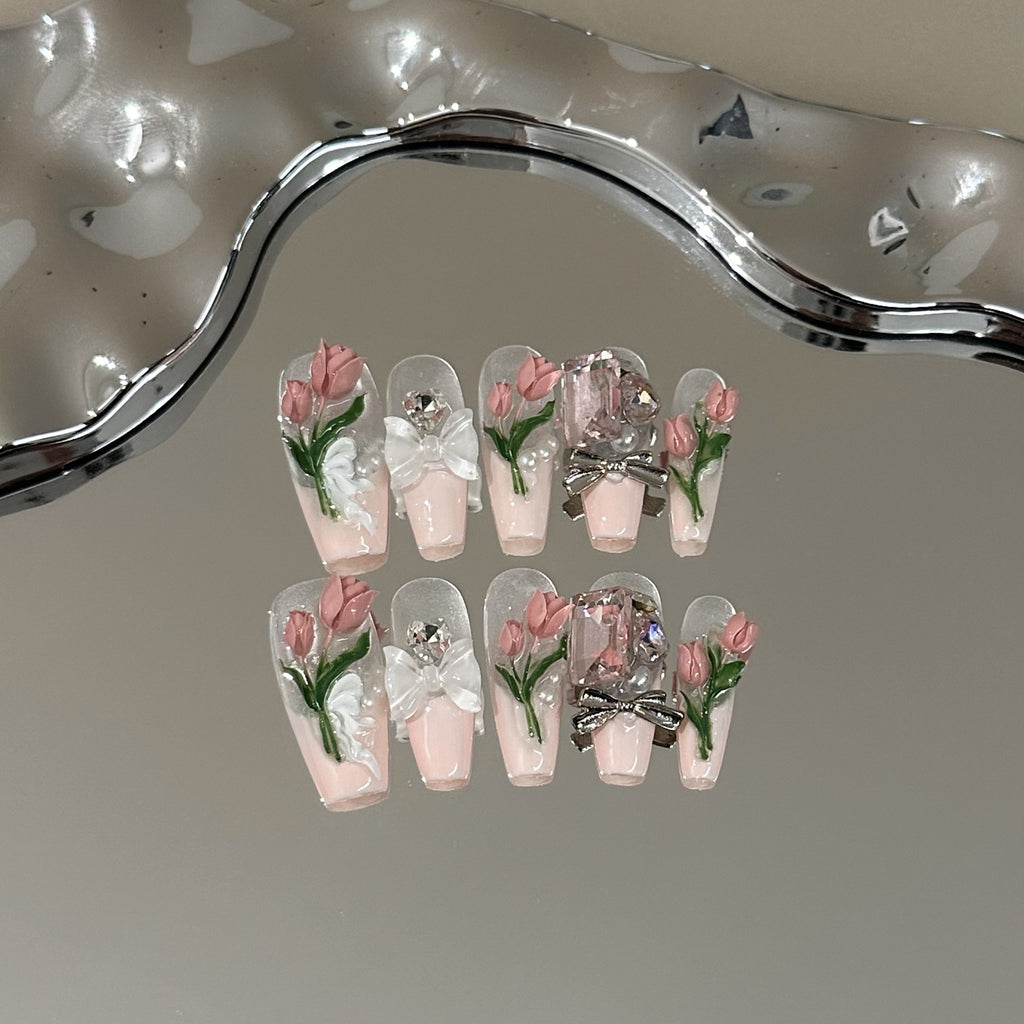 Blumen-Nagel-Tipps – Bild 1 | LuxeStyle