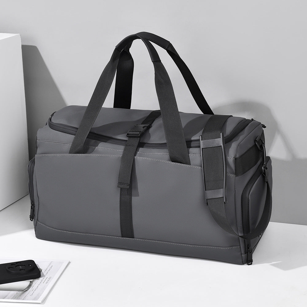 Reisetasche mit Nass- und Trockenfach