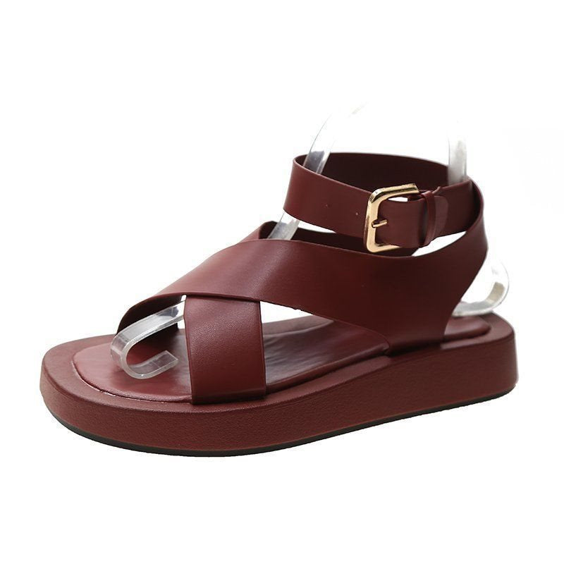 Plateau-Mules mit Fesselriemen