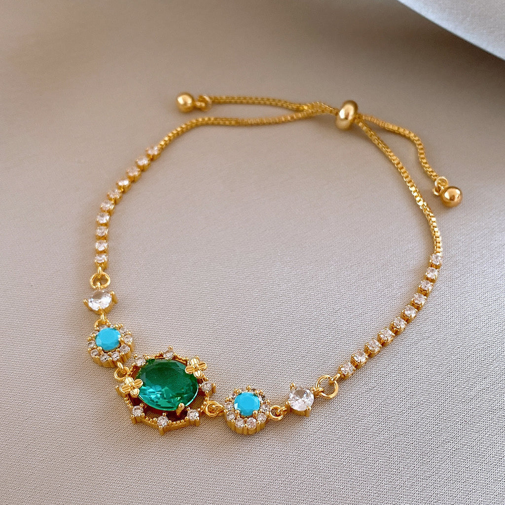 Eleganter Zirkonia-Armreif im Pariser Stil – Ansicht 3