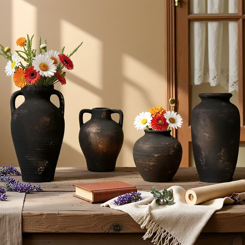 Vintage-Keramikvase mit französischem Landhausstil