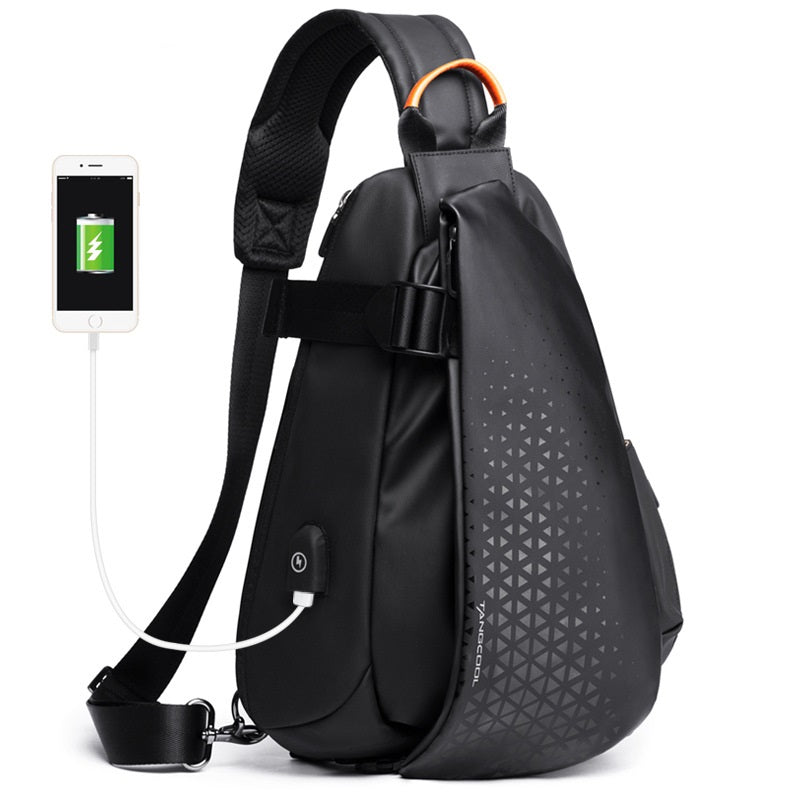 Schultertasche mit USB-Ladefunktion und viel Stauraum – Bild 3 | LuxeStyle