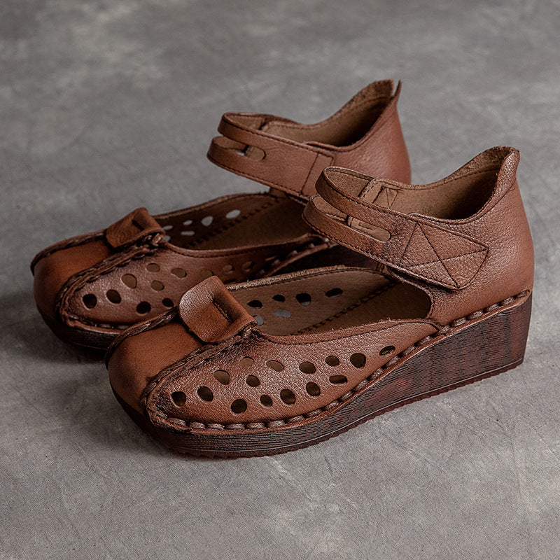 Retro-Sandalen aus Rindsleder mit Klettverschluss – Bild 4 | LuxeStyle