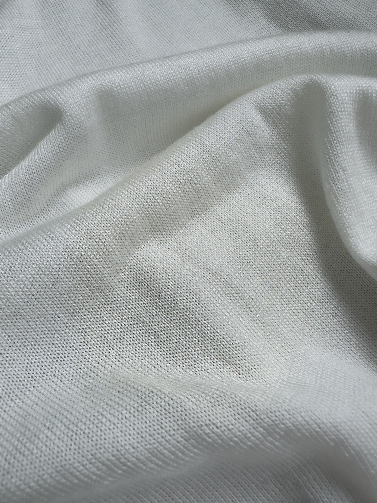 Kurzarm-Stricktop mit überschnittenen Schultern