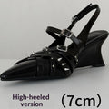 Rückenriemen-Spitzschuh mit Bügel