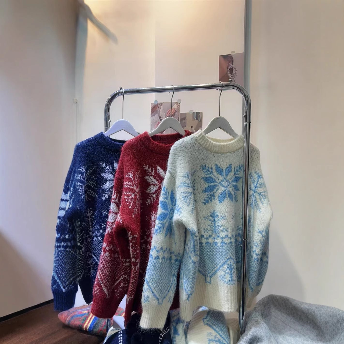 Jacquard Pullover mit Schneeflockenmuster