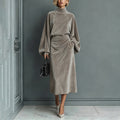 Langärmliges Rollkragenkleid mit A-Linen Rock – Bild 7 | LuxeStyle