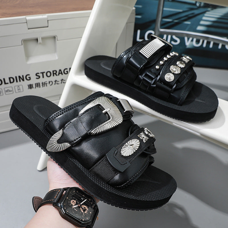 Leichte Outdoor-Slipper mit Nieten